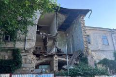 Валіховський корпус літери «М»