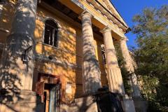 Циркульний корпус — пам'ятка архітектури національного значення на вулиці Пастера, 5/7