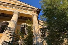 Циркульний корпус — пам'ятка архітектури національного значення на вулиці Пастера, 5/7