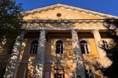 Циркульний корпус — пам'ятка архітектури національного значення на вулиці Пастера, 5/7