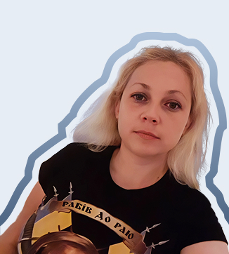 Олена Чернишова