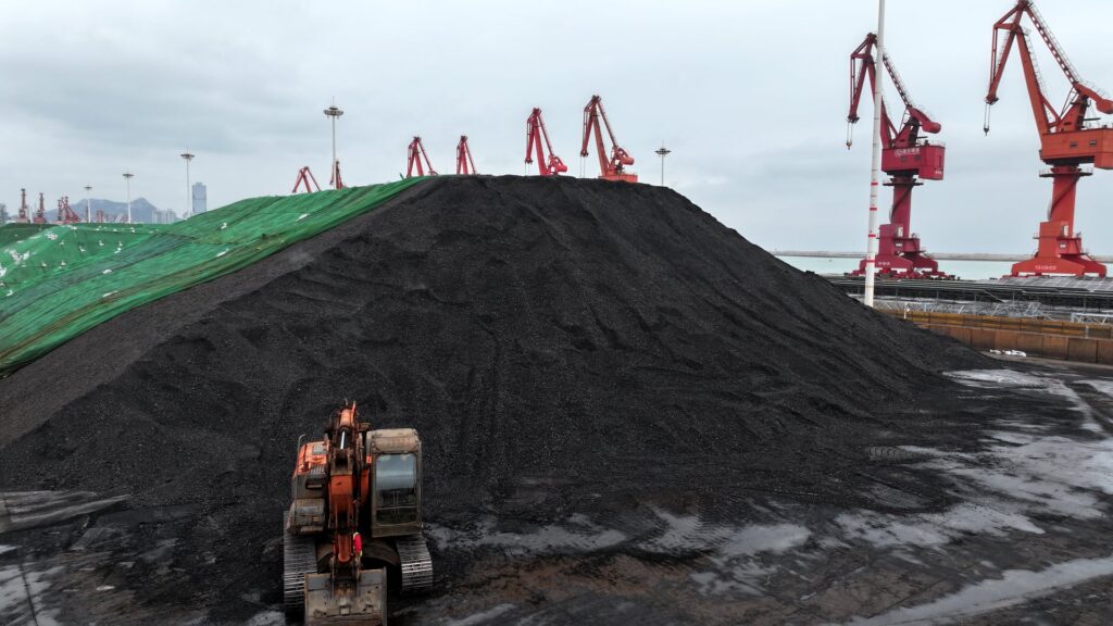 Від дешевшої пропозиції відмовилися: у Бобринці перевіряють закупівлю вугілля для ПТУ