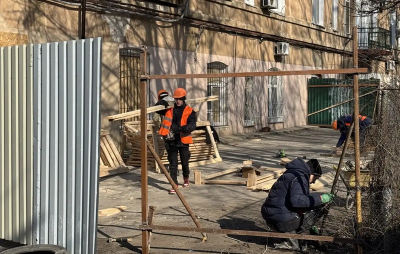 ФОП з цікавими звʼязками отримує в Одесі мільйонні підряди від одного департаменту