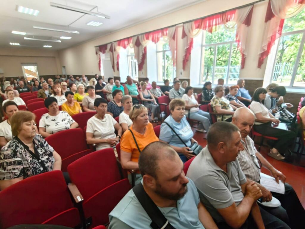 Буялик потерпає без води. Чому місцеві депутати саботували вирішення проблеми і коли дадуть воду? 