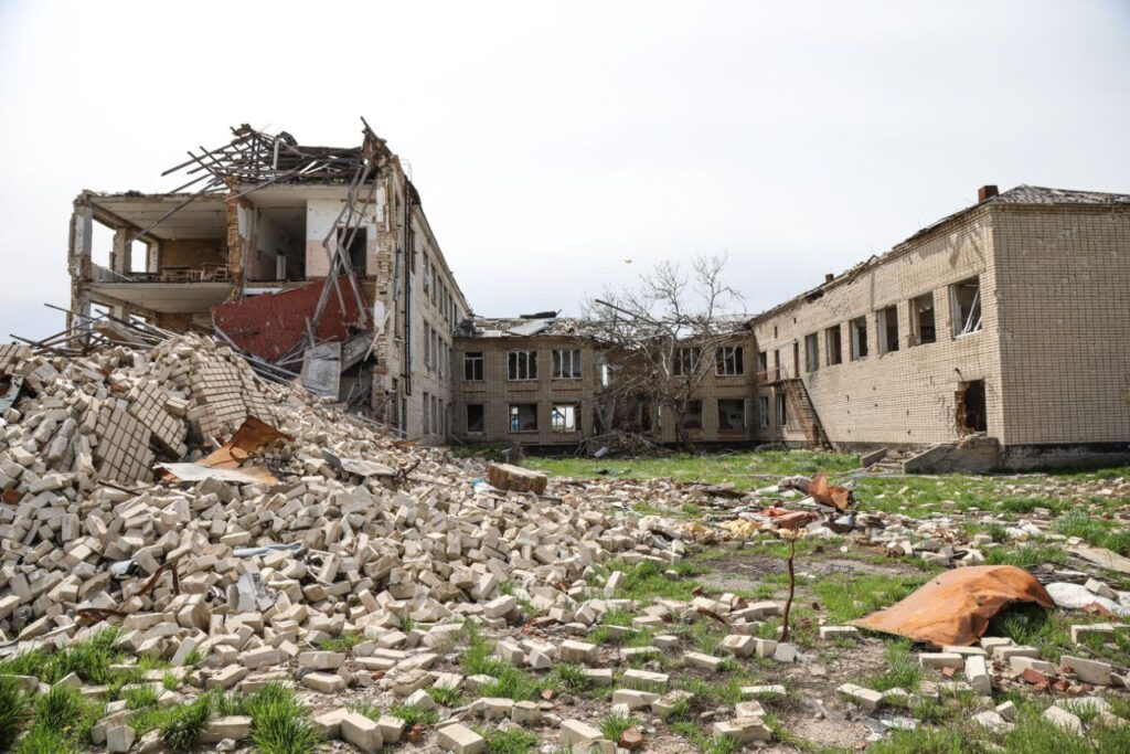 Відбудова Посад-Покровського: поліція перевіряє схеми з авансами на сотні мільйонів