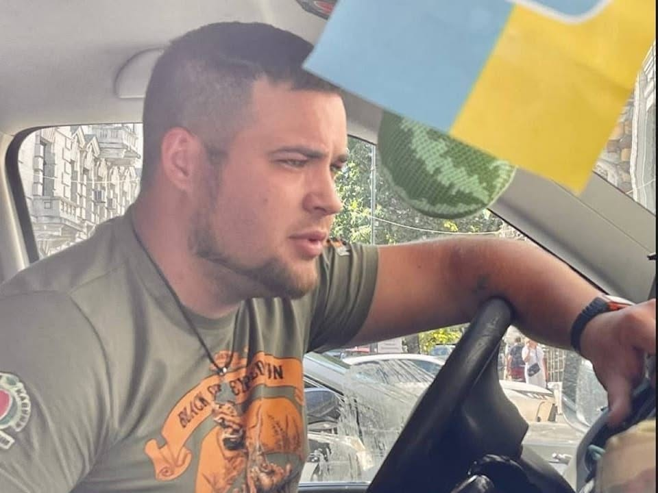 Зарплати «мертвим душам» і бронювання від мобілізації: що розслідують у військовій адміністрації на Херсонщині