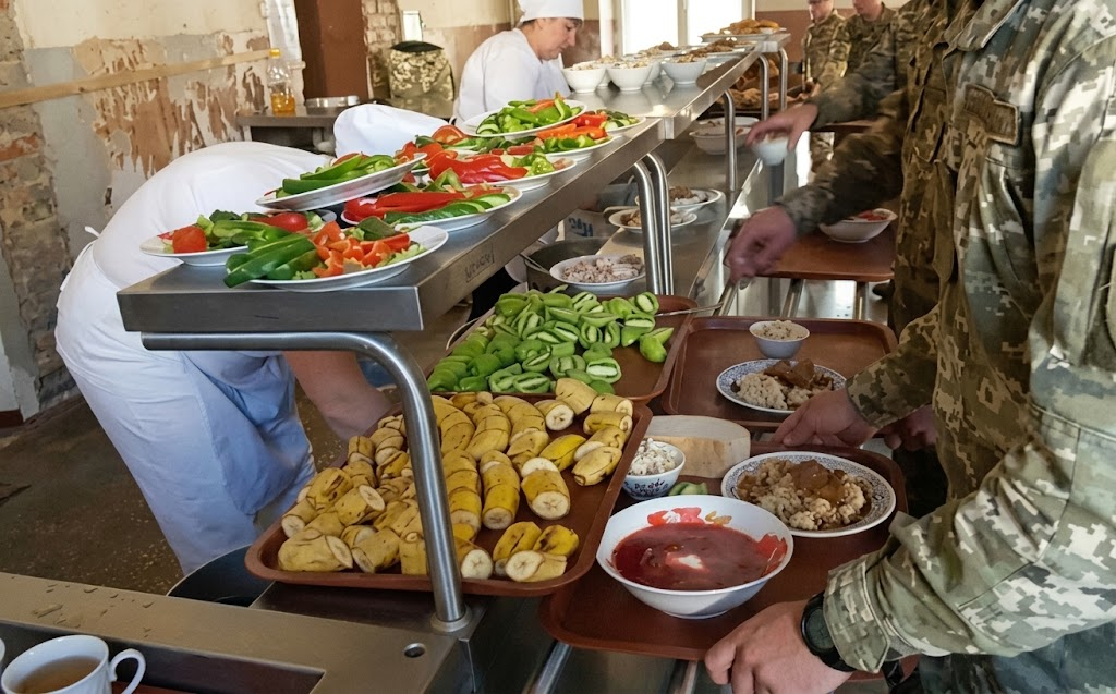 Правоохоронці розслідують ймовірні махінації на закупівлях харчів для нацгвардійців у Миколаєві